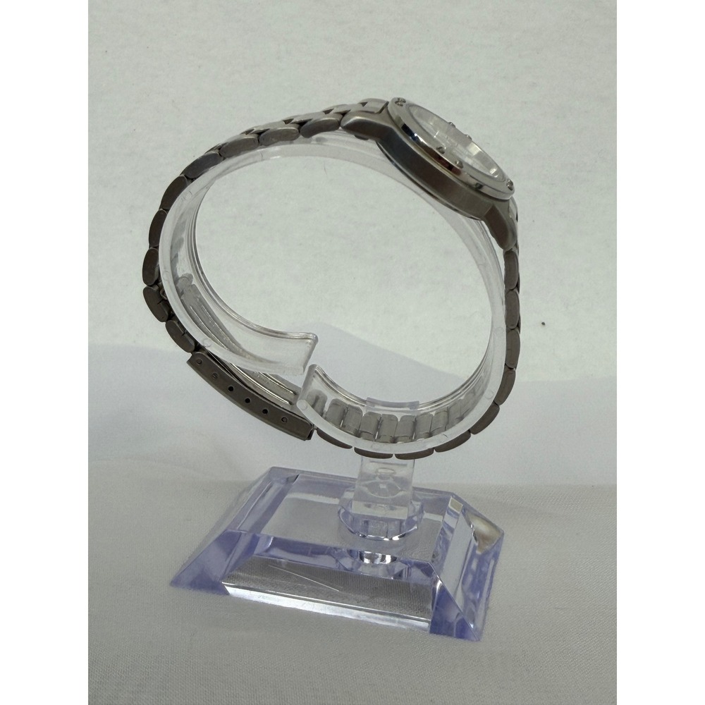 Armitron Durasteel Watch Virginia Slims V Wear Silver Tone White Dial 25/6059 - Picture 2 of 7